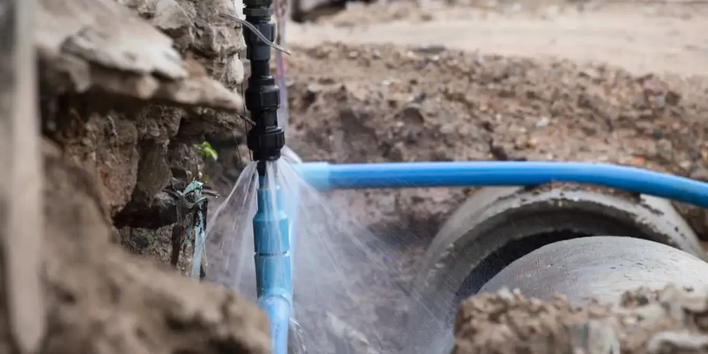 Should I Just Turn Off Water to the House if It's Going to Freeze?